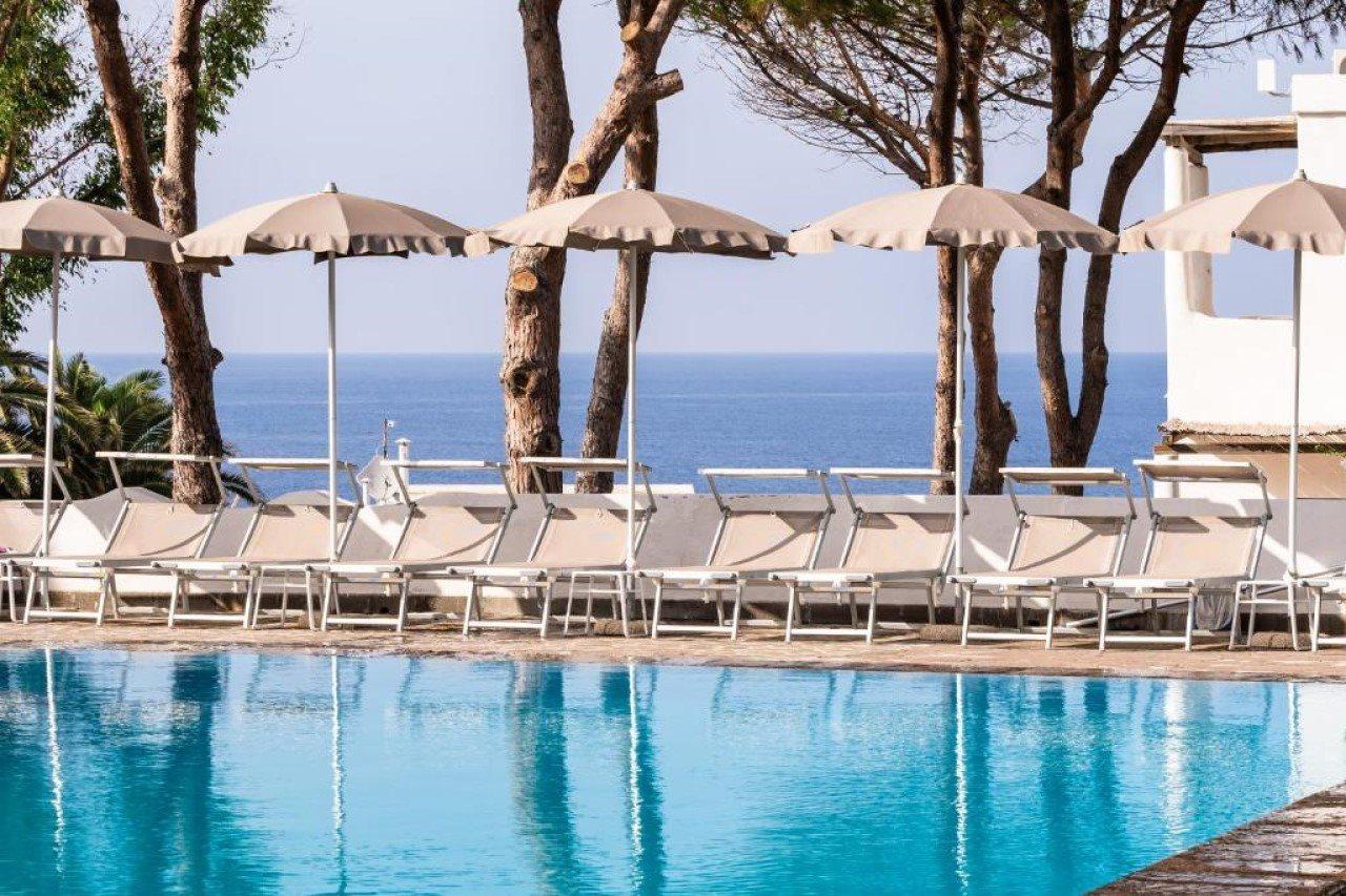 La Sciara Resort Hotel Стромболи Экстерьер фото