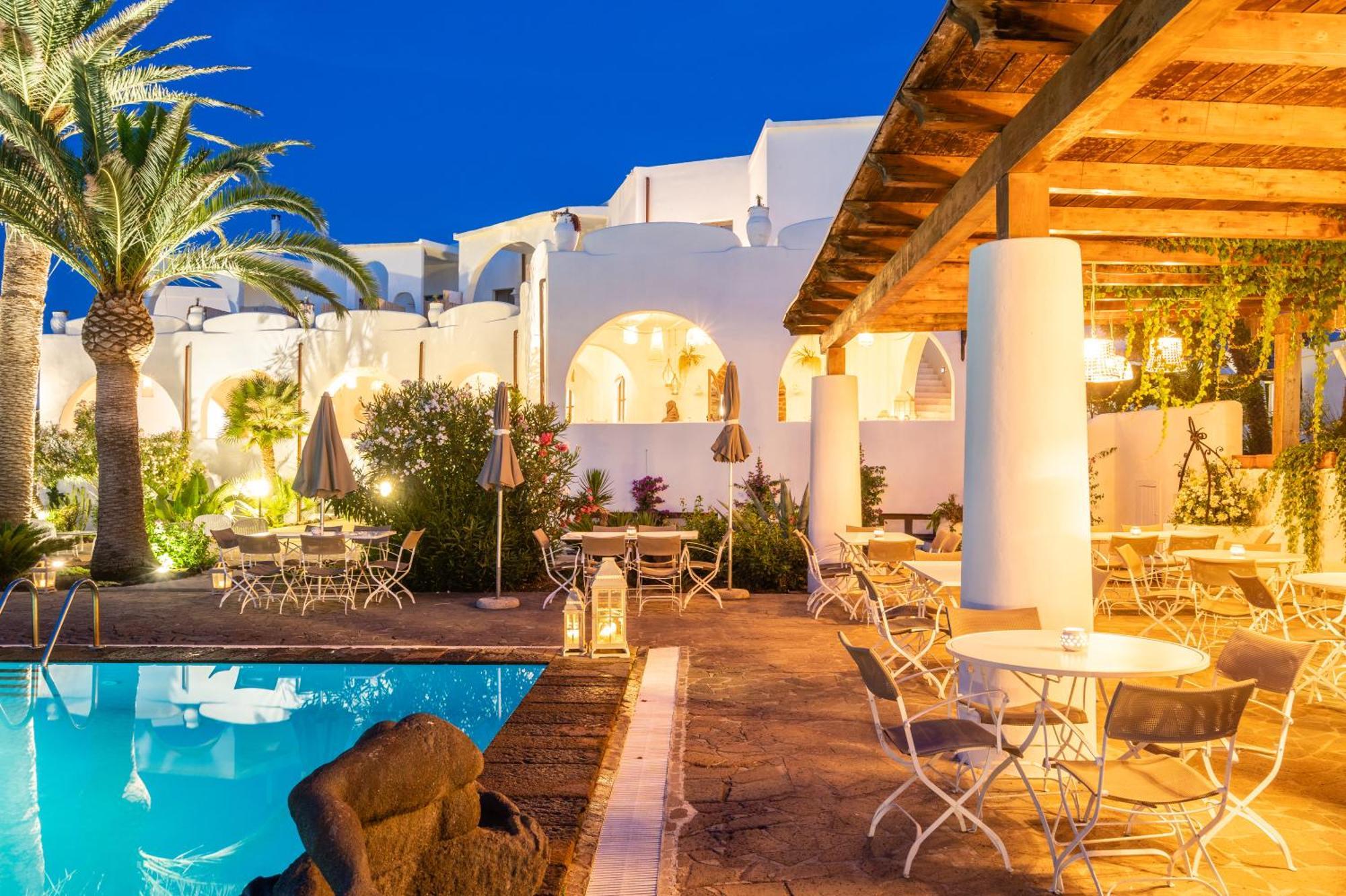 La Sciara Resort Hotel Стромболи Экстерьер фото